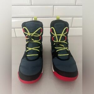 listing-status-banner